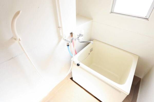 浴室(ビレッジハウスの同一物件・同一タイプの間取りの写真です)