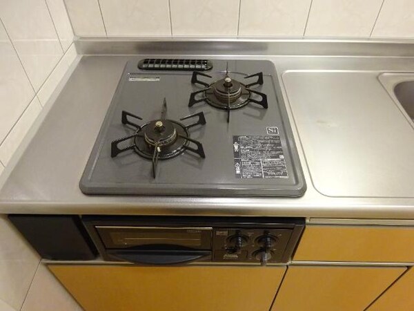 キッチン(二口コンロ(グリル付))