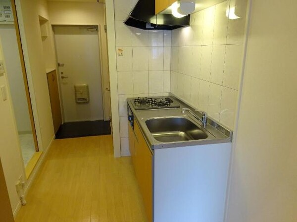 内装他(キッチン)