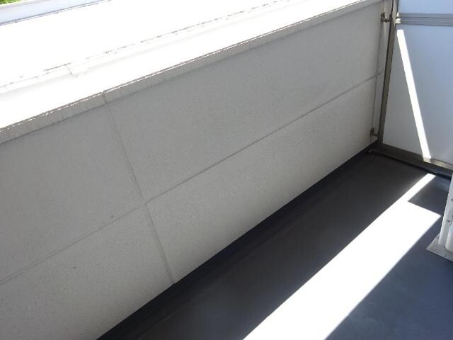 物件内観写真28　(ベランダ)