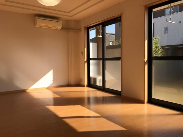 物件内観写真22　(リビング)