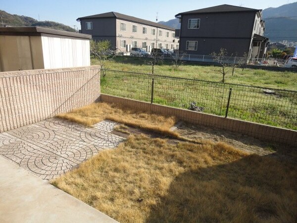 庭(専用庭)