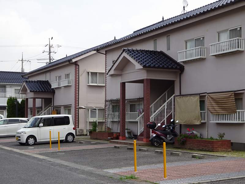 ハイグレードタウン多治米A