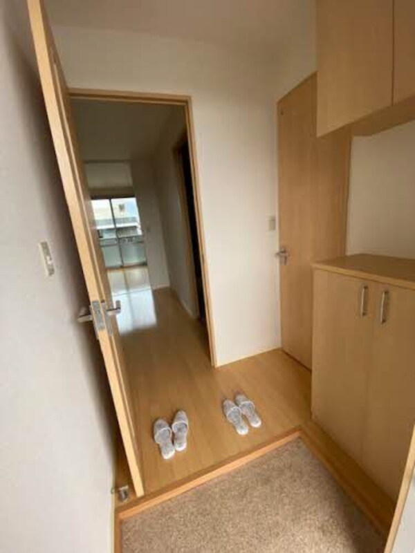 玄関