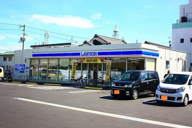 物件外観写真3　(ローソン 福山新涯町三丁目店まで290m)