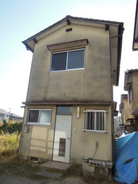 富岡貸家外観写真