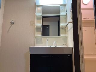 物件内観写真9　(洗髪洗面化粧台（イメージ）)