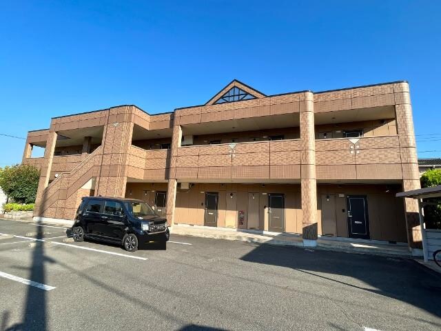 物件外観写真1　(外観写真（昼）)