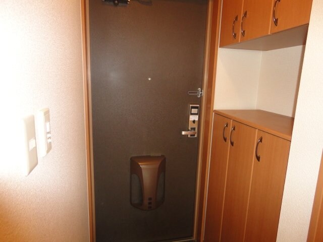物件内観写真20　(玄関)