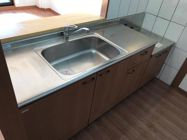 物件内観写真8　(キッチン)