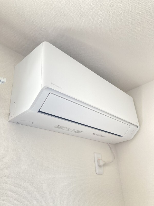 物件内観写真9　(LDK エアコン)