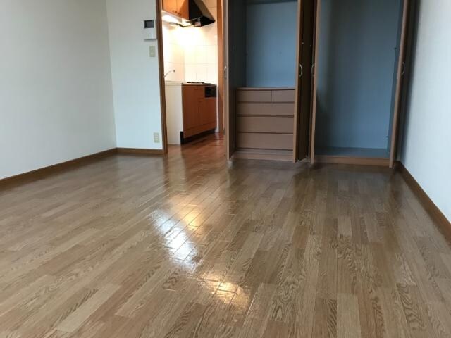 物件内観写真9　(洋室)