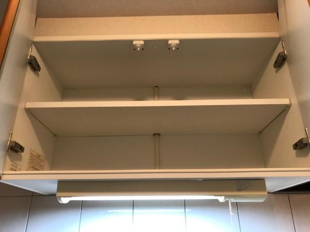 物件内観写真19　(キッチン上)