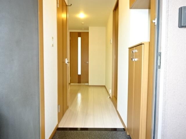 物件内観写真26　(玄関)