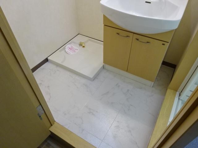 物件内観写真17　(脱衣所)