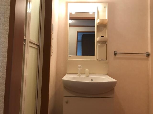 物件内観写真18　(洗髪洗面化粧台)