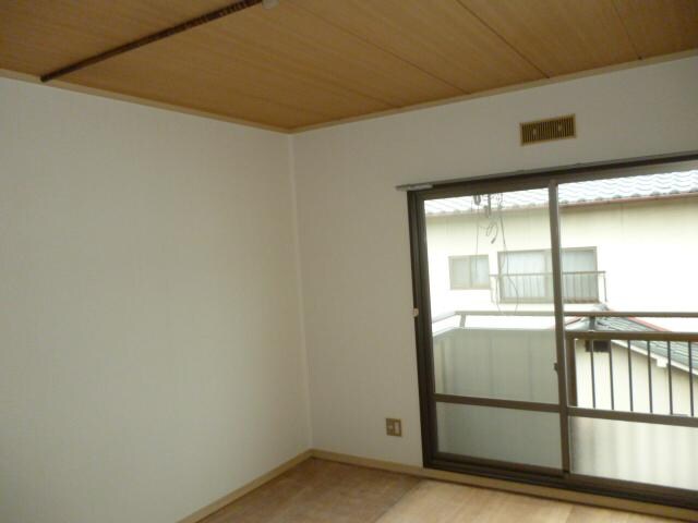 物件内観写真3　(和室)