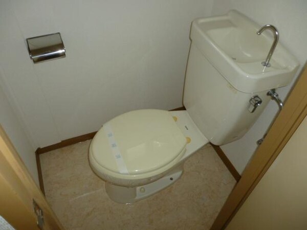 トイレ(トイレ)