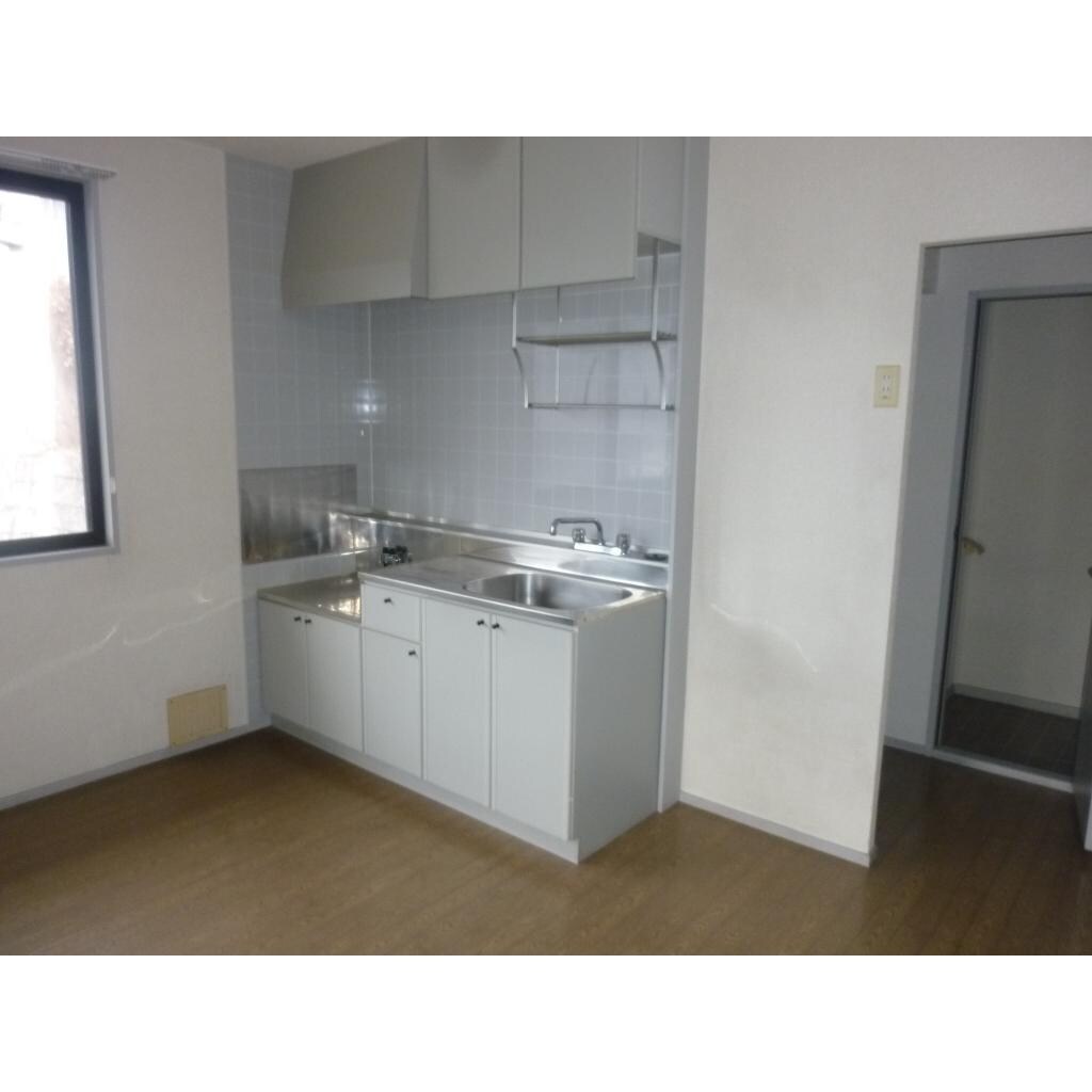 物件内観写真2　(キッチン)