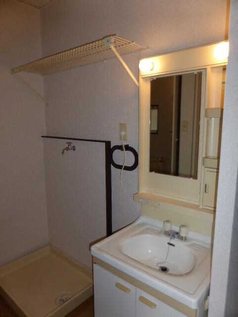 物件内観写真5　(洗面所)