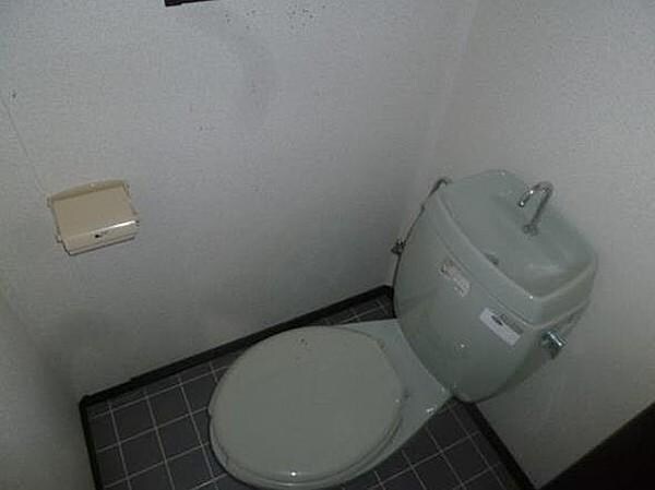 物件内観写真6　(トイレ)