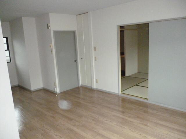 物件内観写真4　(その他部屋・スペース)