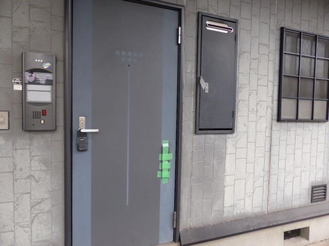 物件内観写真12　(玄関ドア)