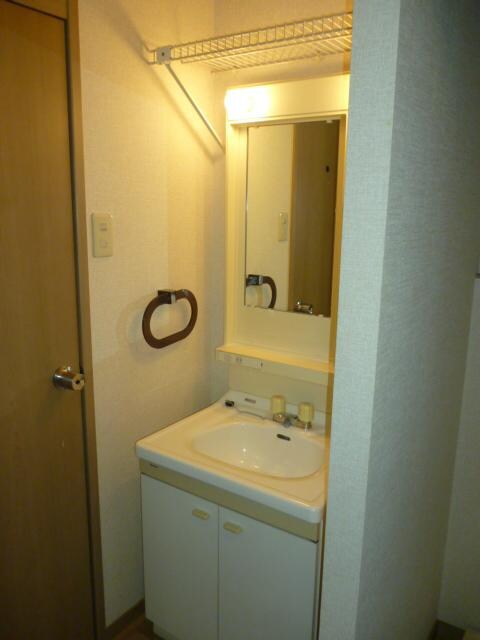 物件内観写真6　(洗面所)