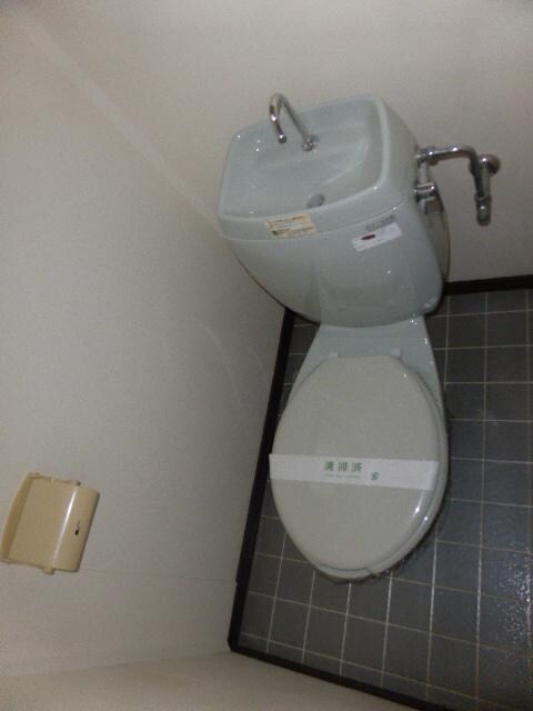 物件内観写真5　(トイレ)