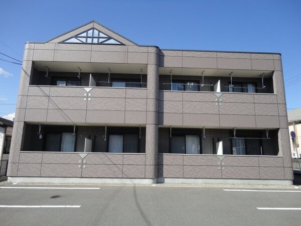 駐車場(外観写真（昼）)