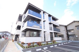 Ｄ-ｒｏｏｍ沖野上外観写真