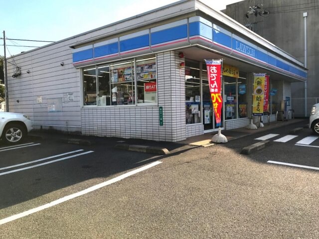 物件外観写真3　(コンビニまで徒歩7分)
