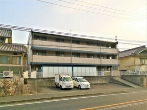 レオパレス原外観写真