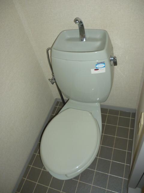 物件内観写真11　(トイレ)