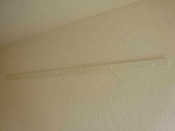 建物設備(ハンガー掛け)