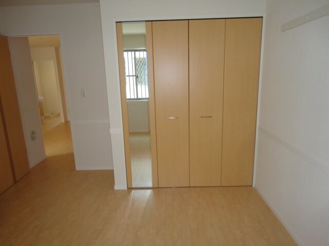 物件内観写真12　(洋室（6.6帖）)