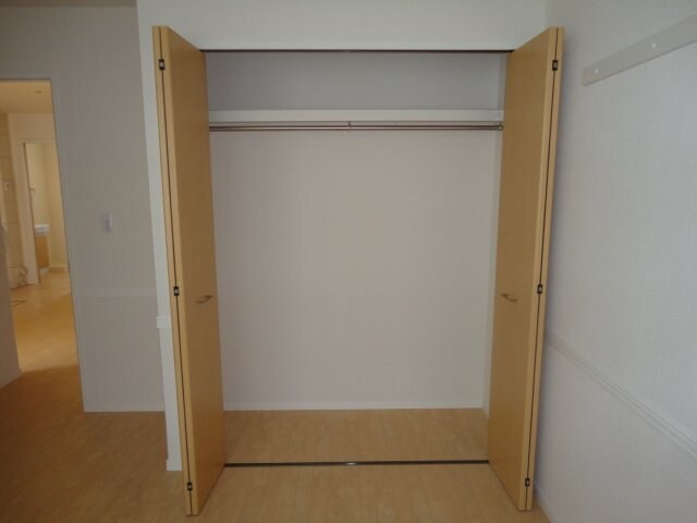 物件内観写真13　(クローゼット)