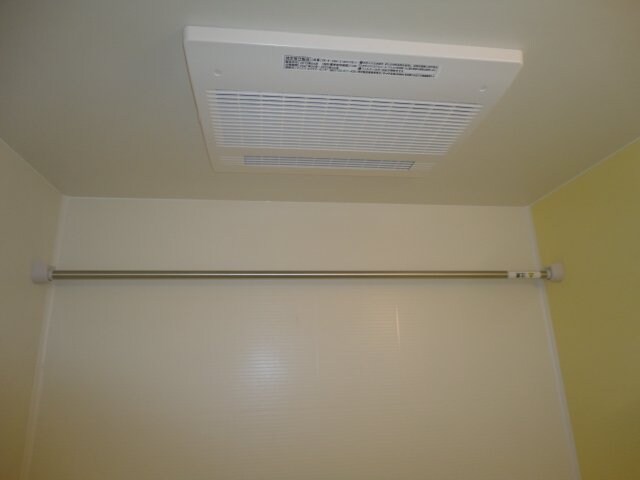 物件内観写真18　(浴室乾燥機)
