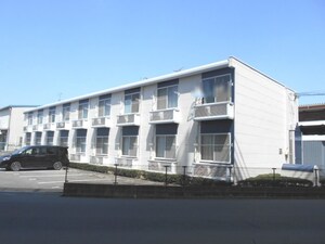 レオパレスプレミール外観写真