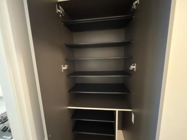 物件内観写真17　(下駄箱)