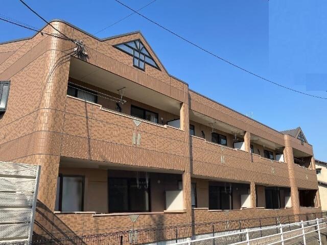 物件外観写真2　(外観写真（昼）)