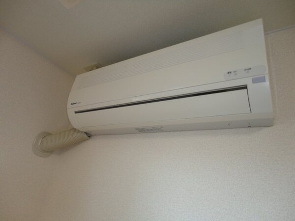 建物設備(エアコン)