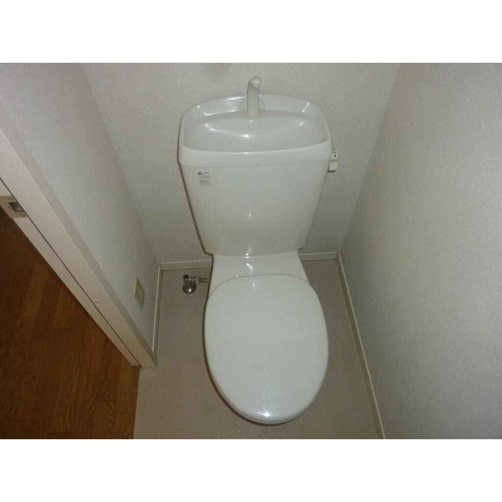 物件内観写真4　(トイレ)