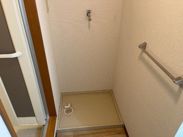 建物設備(洗濯機置場)