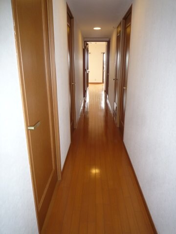 物件内観写真22　(廊下)