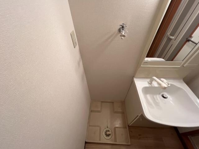 物件内観写真22　(洗濯機置場)