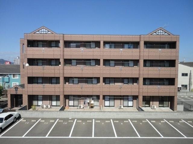 物件外観写真2　(外観写真（昼）)