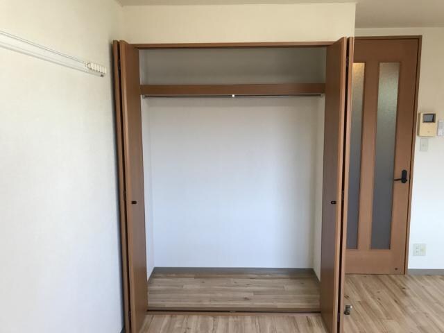 物件内観写真19　(クローゼット)