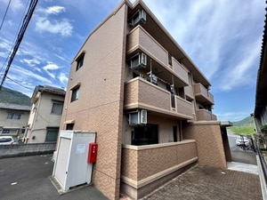 リバージュ山手外観写真