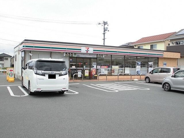 物件外観写真7　(セブンイレブン福山東手城３丁目まで700m)